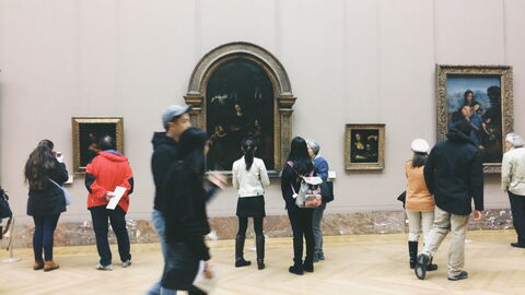 Da Vincis Jungfrau auf den Felsen im Louvre