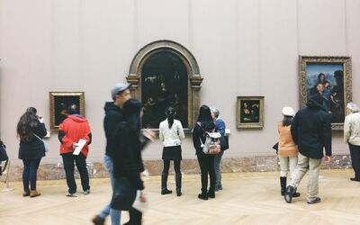 Da Vincis "Jungfrau auf den Felsen" im Louvre