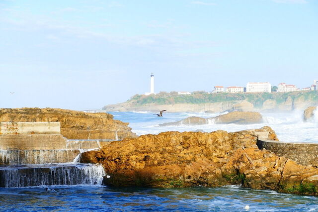 Küste von Biarritz, Blick auf den Leuchtturm