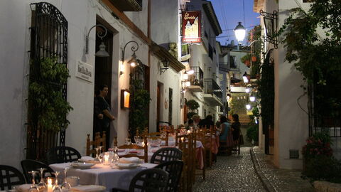 Eine Straße in Altea