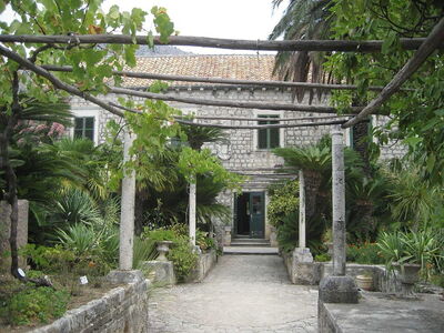 Arboretum Trsteno, Gebäude