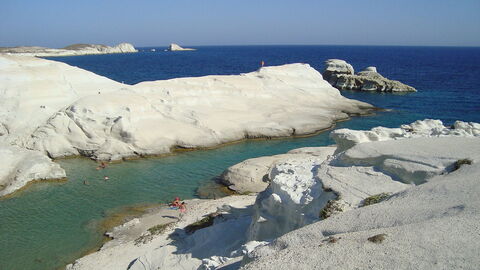 Sarakiniko Strand