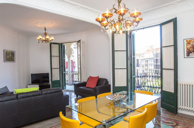 Roger De Llúria València, Wohnzimmer