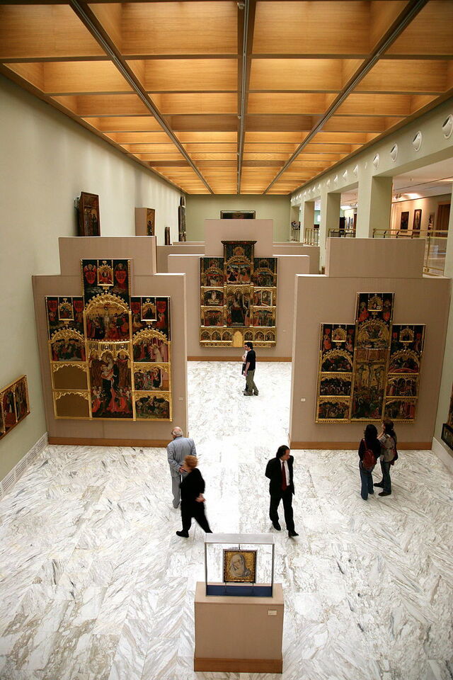 Museu de Belles Arts de València, Innenbereich