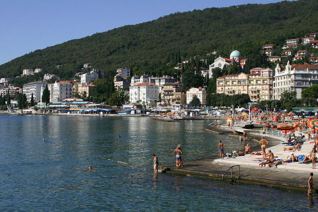 Schwimmen in Opatija