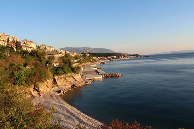 Villa Gustav, Strand