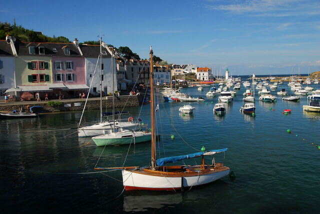 Hafen von Sauzon
