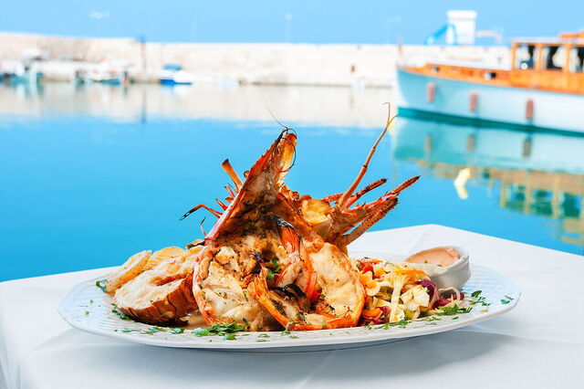Einen Hummer auf Kreta essen