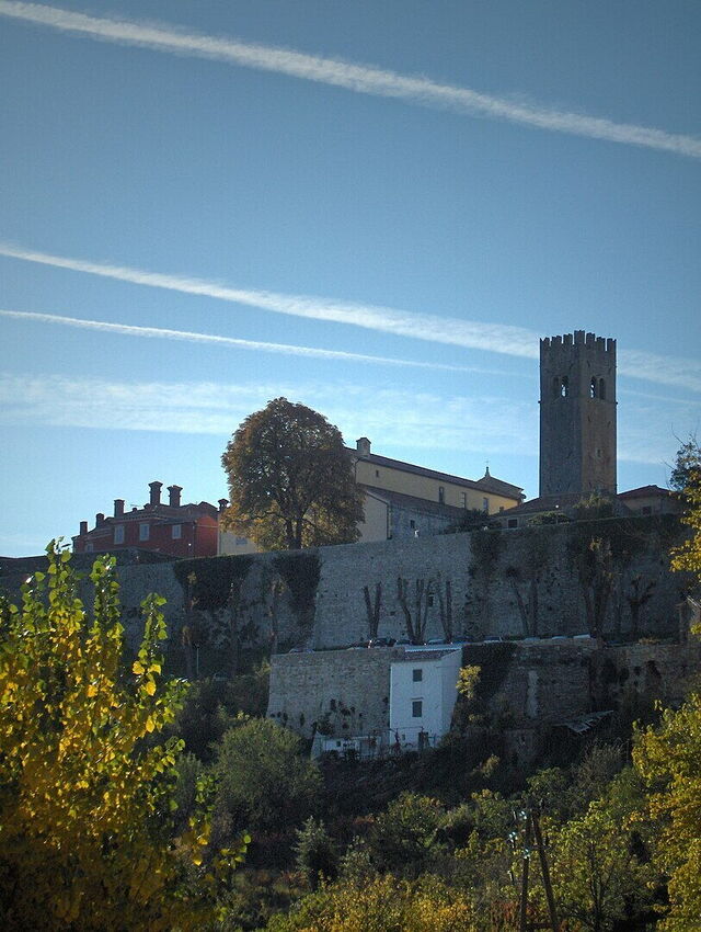 Motovun im Herbst