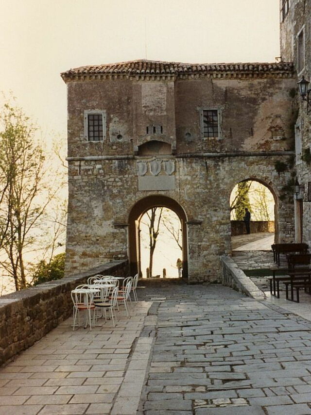Motovun bei Sonnenuntergang