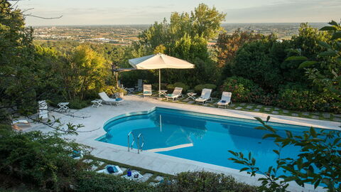Galero, Swimming-Pool