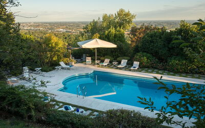 Galero, Swimming-Pool