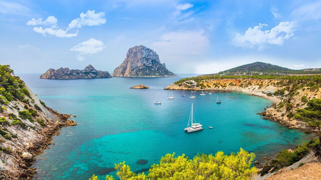Die Küste von Ibiza