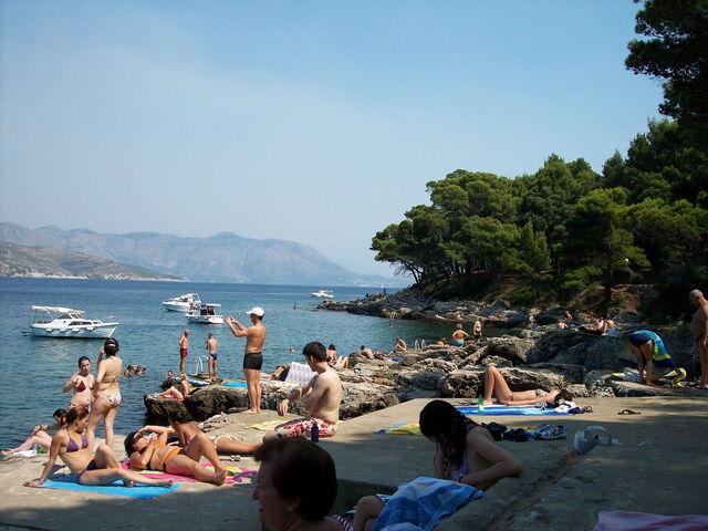 Ein Strand auf Lokrum