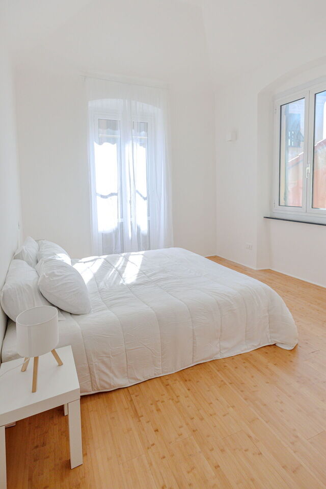 Neu renovierte Ferienwohnung mit Meeresblick, Schlafzimmer