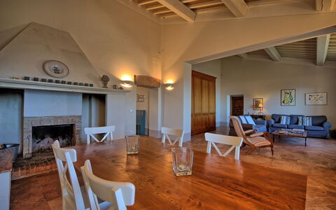 Casa Olivia: Eigentum, Zimmer, Gebäude, Holzboden, Interior Design, Haus, Hartholz, Möbel, Fussboden, Grundeigentum
