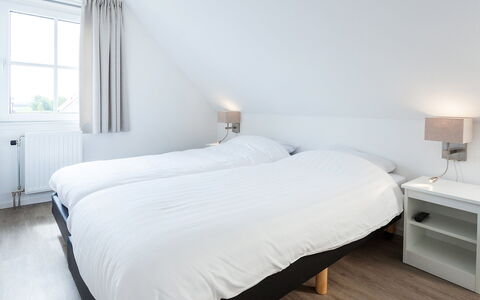 Noordwijk 710: Eigentum, Möbel, Gebäude, Komfort, Fenster, Holz, Interior Design, Schatten
