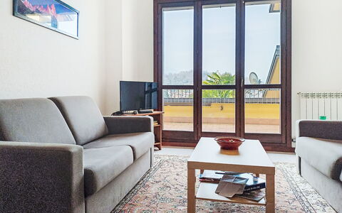 La Romantica: Flooring, Interior Design, Fussboden, Holz, Möbel, Zimmer, Couch, Wohnzimmer, Holzboden, Wohnung