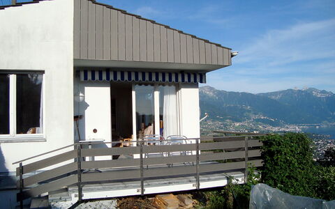 Noisette: Eigentum, Haus, Gebäude, Die Architektur, Zuhause, Wasser, Grundeigentum, Dach, Hütte, Baum