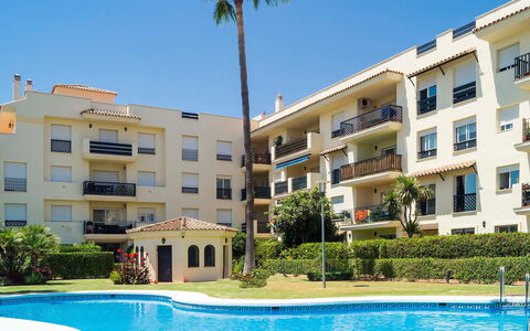 Lorcrimar Ii: Eigentum, Gebäude, Wohnung, Resort, Grundeigentum, Eigentumswohnung, Schwimmbad, Haus, Wohngebiet, Zuhause