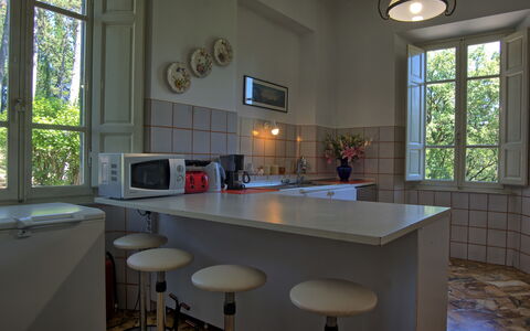 Il Poggio Di Patrignone: Countertop, Zimmer, Eigentum, Möbel, Gebäude, Haus, Interior Design, Küche, Zuhause, Die Architektur