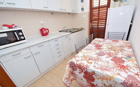 Villa Bay View: Zimmer, Eigentum, Fussboden, Schlafzimmer, Möbel, Haus, Wand, Interior Design, Gebäude, Grundeigentum