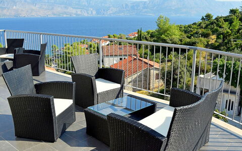 Brač Postira 104: Himmel, Eigentum, Möbel, Gebäude, Natur, Gartenmöbel, Stuhl, Tabelle, Tisch Im Freien, Interior Design