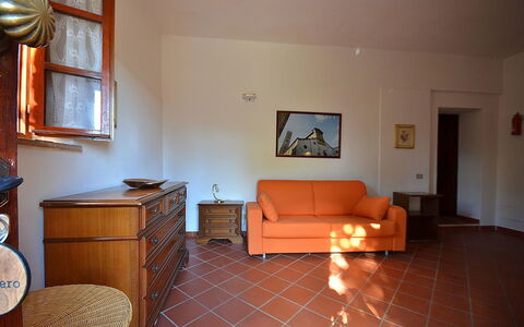 Agriturismo Il Gattero: Zimmer, Eigentum, Möbel, Gebäude, Fussboden, Wohnzimmer, Interior Design, Haus, Grundeigentum, Hartholz
