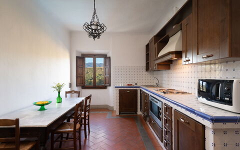 Villa Sieve: Interior Design, Holz, Flooring, Möbel, Küche, Zimmer, Fussboden, Countertop, Zuhause, Cabinetry