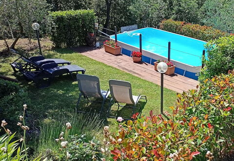 Il Circolo: Schwimmbad, Möbel, Garten, Gartenmöbel, Schatten, Freizeit, Resort, Hinterhof, Eco Hotel, Landscaping