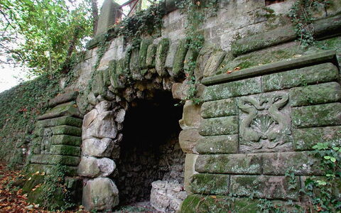 Villa Del Conte: Ruinen, Wand, Steinwand, \Fels, Baum, Gebäude, Zutageliegen, Die Architektur, Haus, Formation