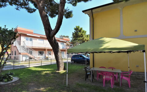 Rosolina Mare 500: Wohngebiet, Zuhause, Schatten, Garten, Estate, Hazienda, Hinterhof, Balkon, Zaun