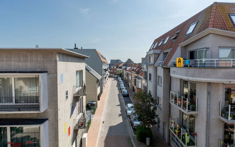 Bredene 711: Gebäude, Wohngebiet, Stadtgebiet, Nachbarschaft, \Stadt, Wohnung, Stadt, Zuhause, Strasse, Haus