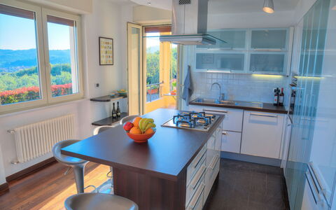 Villa Il Poggiolo Apartments - Diano Marina: Zimmer, Eigentum, Möbel, Gebäude, Küche, Interior Design, Haus, Zuhause, Grundeigentum, Countertop