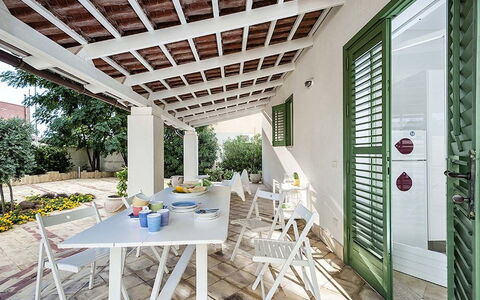 Bianca: Möbel, Stuhl, Gartenmöbel, Tabelle, Zuhause, Veranda, Tür, Tisch Im Freien, Küche & Esszimmer Tisch, Terrasse
