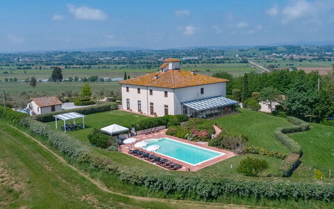 Villa Dei Michelangioli a Brolio: Eigentum, Estate, Grundstueck, Gebäude, Luftaufnahmen, Ländliches Gebiet, Fotografie, Vogelperspektive, Grundeigentum, Landschaft