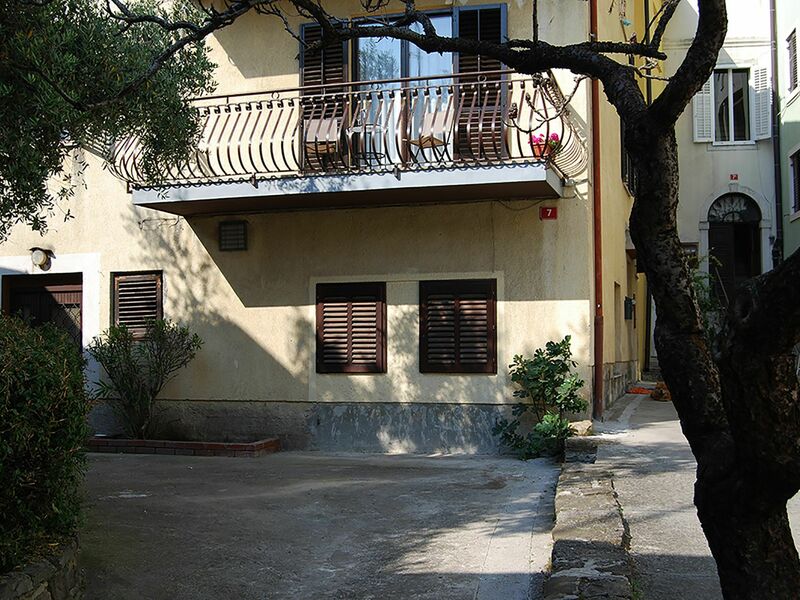 Apartment Oljka In Koper
