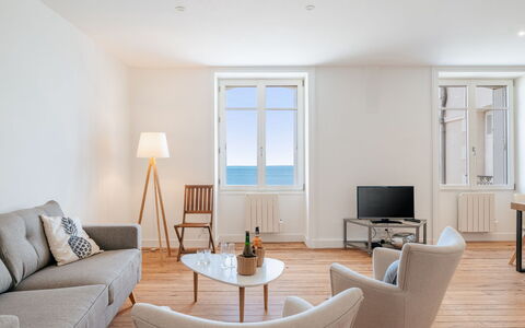 Résidence les Terrasses: Wohngebiet, Haus, Zuhause, Dach, Estate, Hütte, Balkon, Vorort, Garten, Dorf