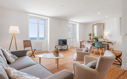 Résidence les Terrasses: Wohngebiet, Haus, Zuhause, Dach, Estate, Hütte, Balkon, Vorort, Garten, Dorf