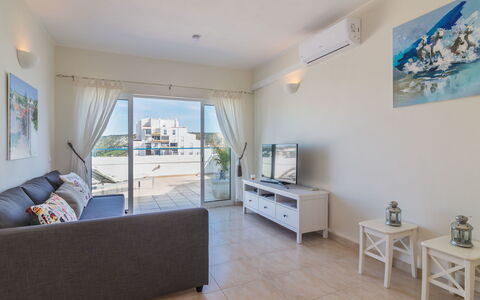 Praia da Luz Sea View: Eigentum, Zimmer, Möbel, Grundeigentum, Gebäude, Interior Design, Fussboden, Haus, Wohnzimmer, Decke