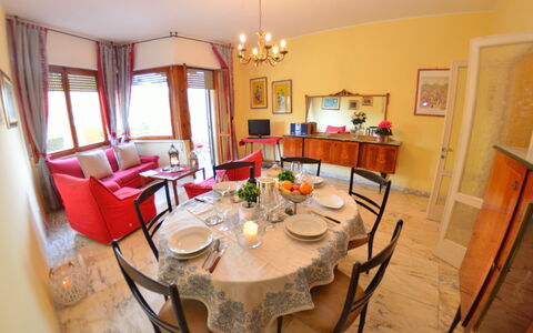 Carnevale: Zimmer, Eigentum, Esszimmer, Möbel, Interior Design, Gebäude, Tabelle, Haus, Grundeigentum, Zuhause