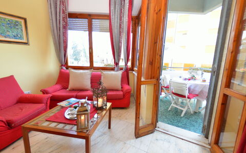 Carnevale: Zimmer, Eigentum, Möbel, Interior Design, Gebäude, Haus, Grundeigentum, Wohnzimmer, Tabelle, Suite