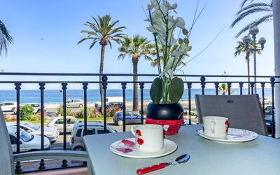 Galets D'Azur Promenade des Anglais