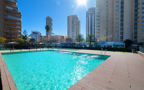 Calpe Calp 438: Gebäude, Daytime, Wolkenkratzer, Wohnung, Stadtgebiet, Stadt, Wohngebiet, Eigentumswohnung, Metropolitan Area