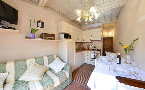 Appartamento Il Teatro: Eigentum, Zimmer, Möbel, Gebäude, Interior Design, Schlafzimmer, Grundeigentum, Haus, Tabelle, Decke