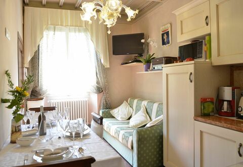 Appartamento Il Teatro: Zimmer, Eigentum, Interior Design, Möbel, Wohnzimmer, Gebäude, Haus, Zuhause, Grundeigentum, Fussboden