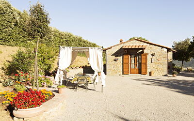 Outdoor view and main entrance