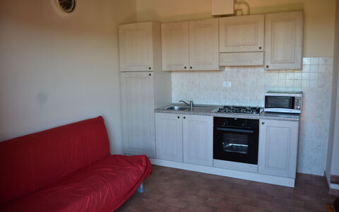 Borgo Casa Di Lappi: Zimmer, Eigentum, Möbel, Küche, Fussboden, Cabinetry, Gebäude, Countertop, Major Appliance, Haus