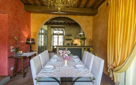Villa Del Monte: Zimmer, Eigentum, Gebäude, Interior Design, Esszimmer, Möbel, Decke, Tabelle, Grundeigentum, Die Architektur