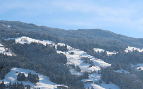 Aschau im Zillertal 485: Schnee, Bergforms, Berg, Winter, Himmel, Bergstation, Gebirge, Geologisches Phänomen, Alpen, Baum